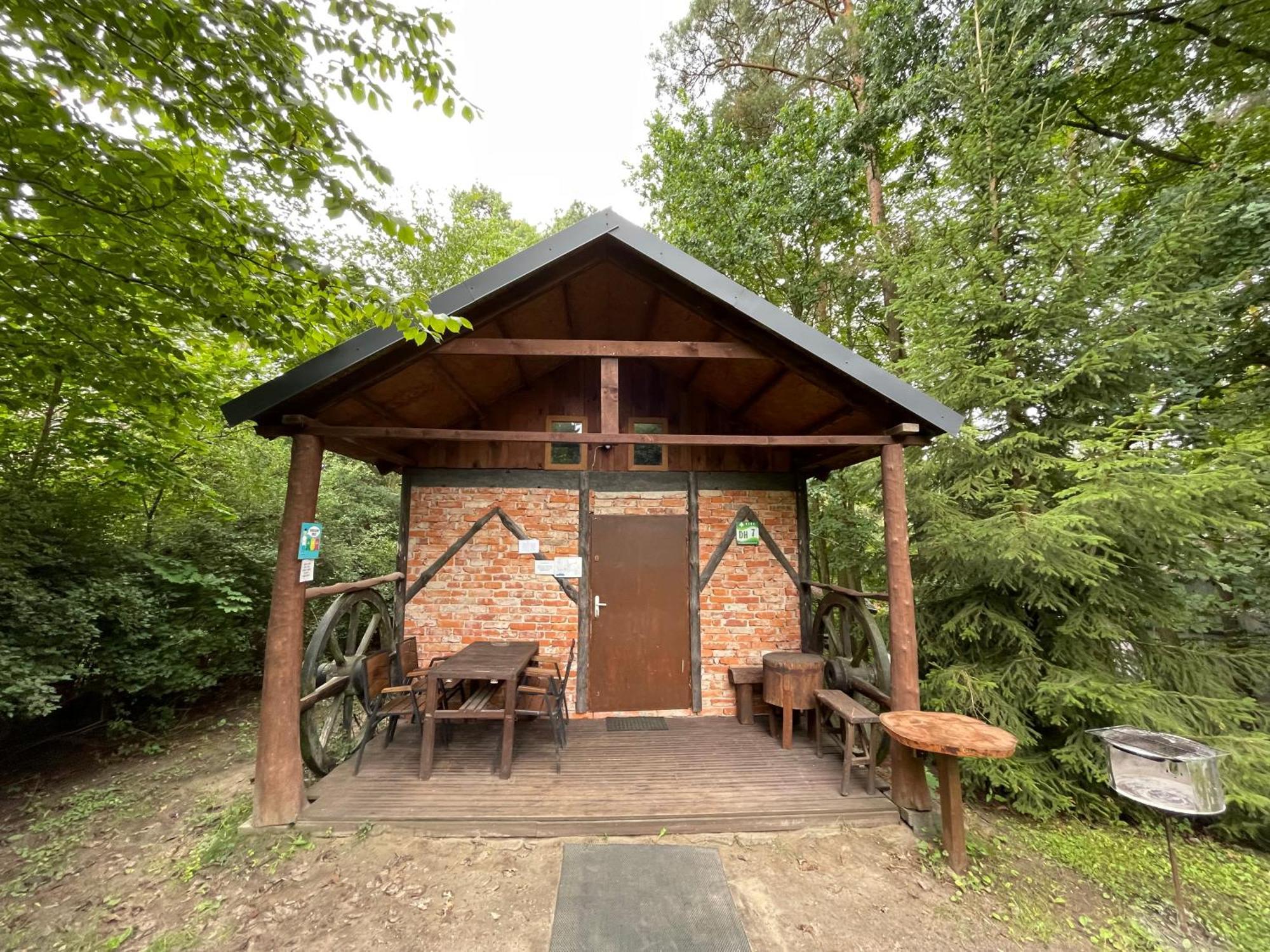Wypoczynek Hnatczak Hotel Debrzno Exterior photo